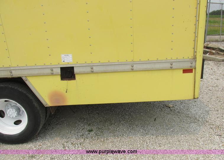 image for item H3267 1996 GMC Vandura G3500 box truck