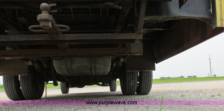 image for item H3267 1996 GMC Vandura G3500 box truck