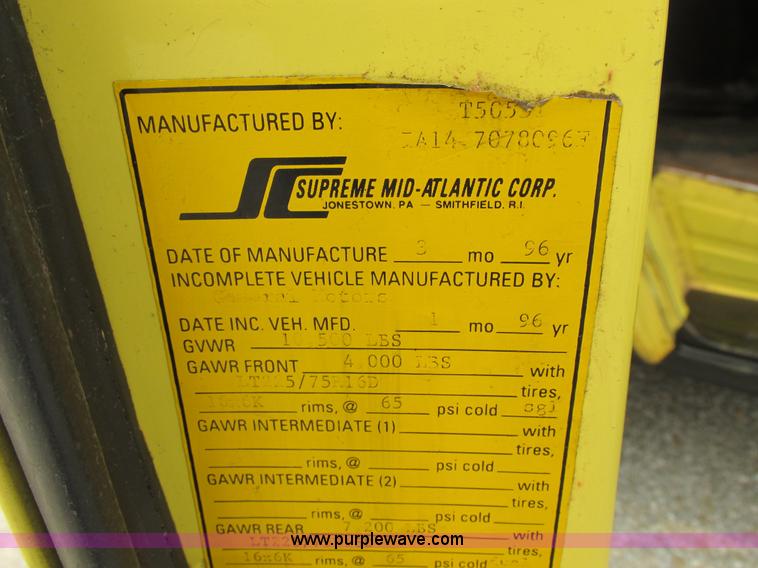 image for item H3267 1996 GMC Vandura G3500 box truck