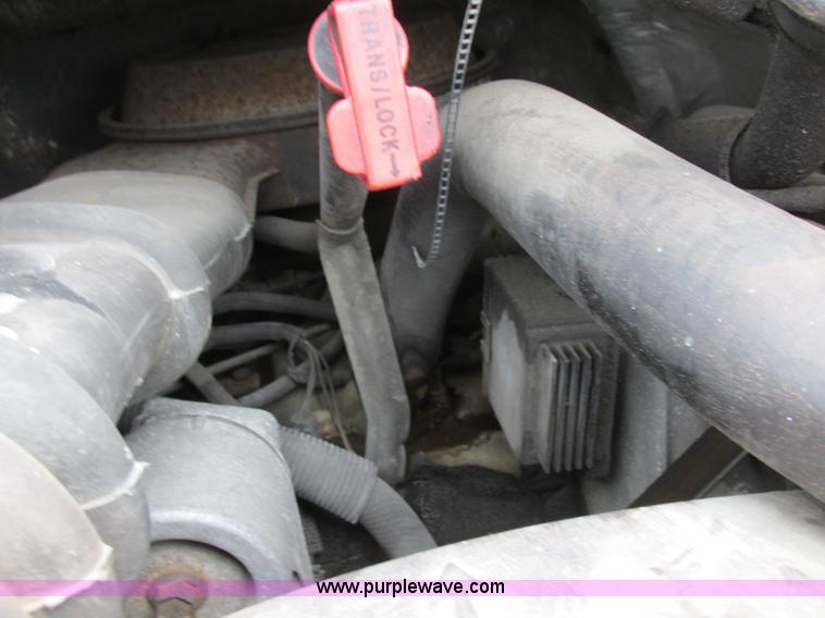 image for item H3267 1996 GMC Vandura G3500 box truck