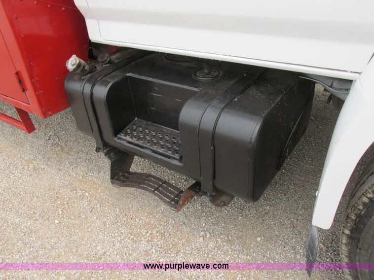 image for item H3268 1991 Ford F800 crane truck with Hi-Rail/Road Rail