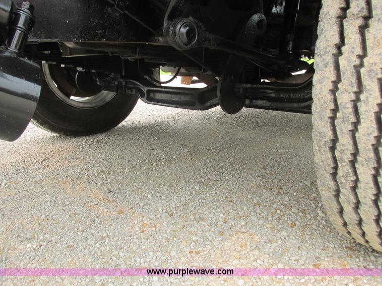 image for item H3268 1991 Ford F800 crane truck with Hi-Rail/Road Rail