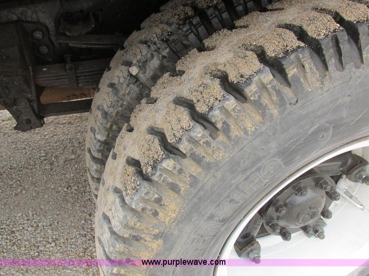 image for item H3268 1991 Ford F800 crane truck with Hi-Rail/Road Rail