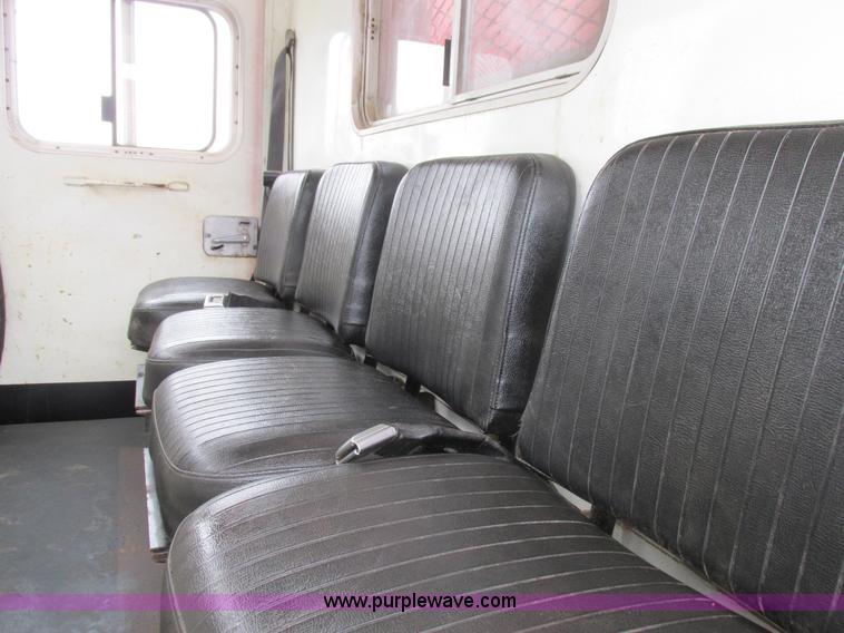 image for item H3268 1991 Ford F800 crane truck with Hi-Rail/Road Rail