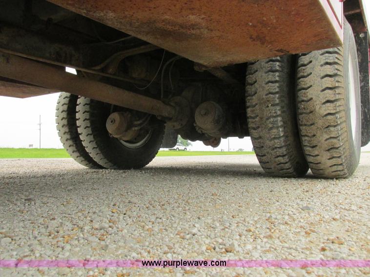 image for item H3268 1991 Ford F800 crane truck with Hi-Rail/Road Rail