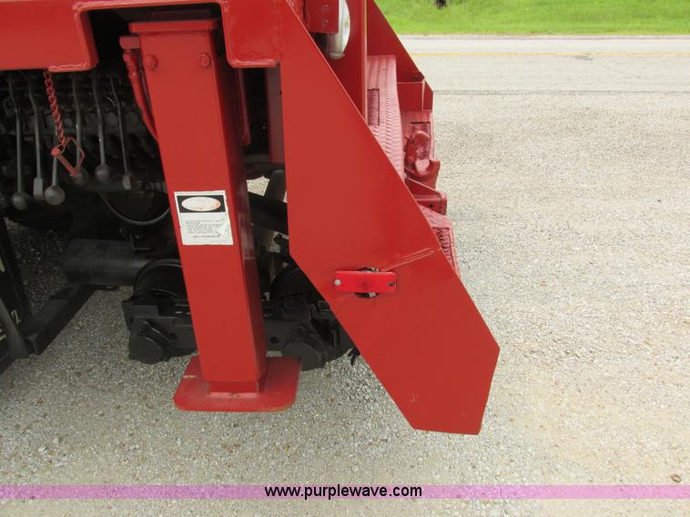image for item H3268 1991 Ford F800 crane truck with Hi-Rail/Road Rail