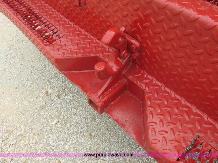 image for item H3268 1991 Ford F800 crane truck with Hi-Rail/Road Rail