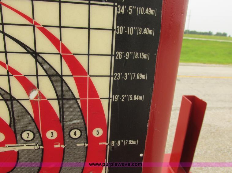 image for item H3268 1991 Ford F800 crane truck with Hi-Rail/Road Rail