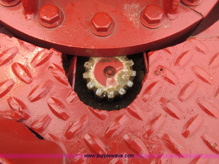 image for item H3268 1991 Ford F800 crane truck with Hi-Rail/Road Rail