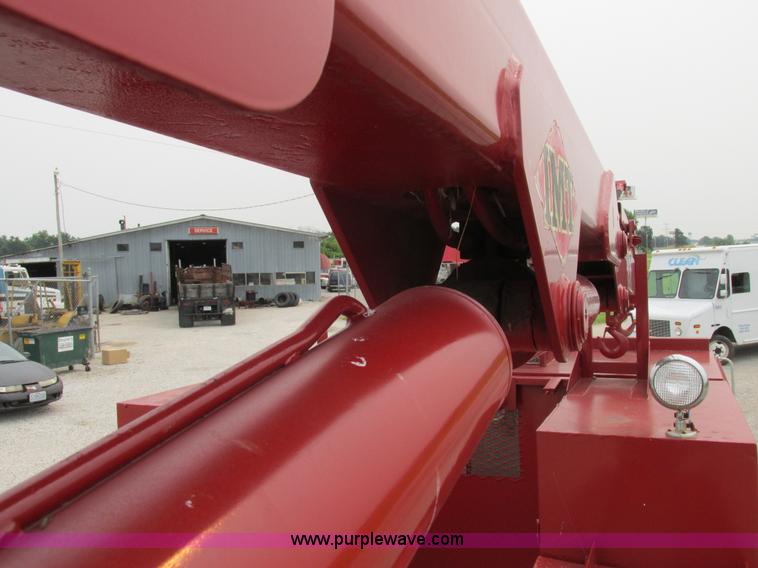 image for item H3268 1991 Ford F800 crane truck with Hi-Rail/Road Rail