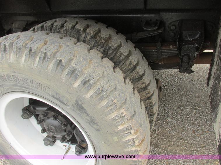 image for item H3268 1991 Ford F800 crane truck with Hi-Rail/Road Rail