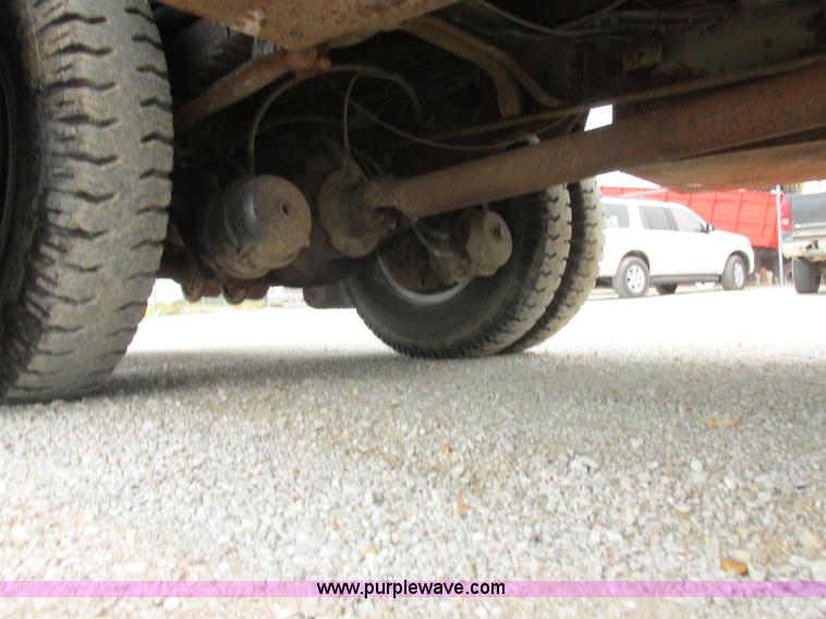 image for item H3268 1991 Ford F800 crane truck with Hi-Rail/Road Rail