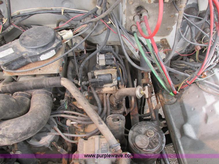 image for item H3268 1991 Ford F800 crane truck with Hi-Rail/Road Rail