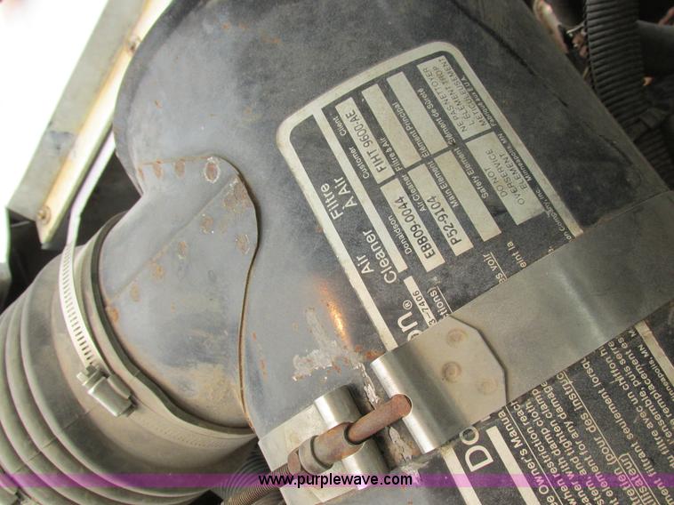 image for item H3268 1991 Ford F800 crane truck with Hi-Rail/Road Rail