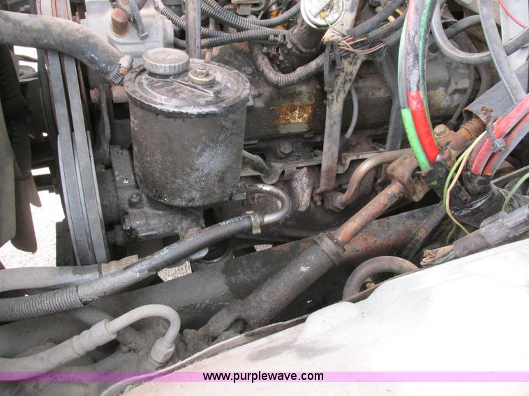 image for item H3268 1991 Ford F800 crane truck with Hi-Rail/Road Rail