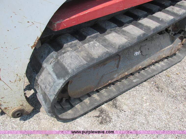 image for item H3273 2004 Takeuchi TL150 skid steer