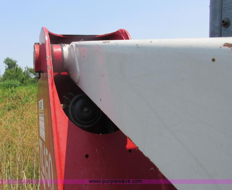 image for item H3273 2004 Takeuchi TL150 skid steer