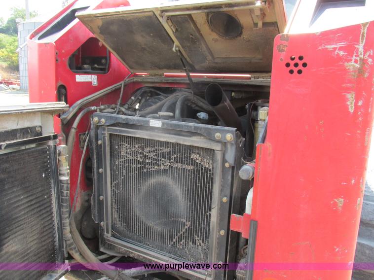 image for item H3273 2004 Takeuchi TL150 skid steer