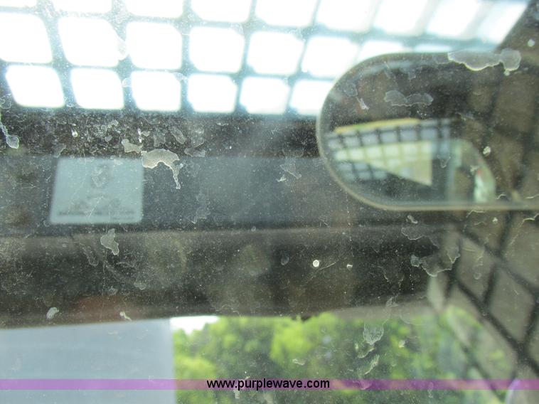 image for item H3273 2004 Takeuchi TL150 skid steer