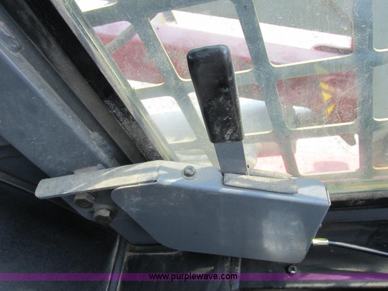 image for item H3273 2004 Takeuchi TL150 skid steer