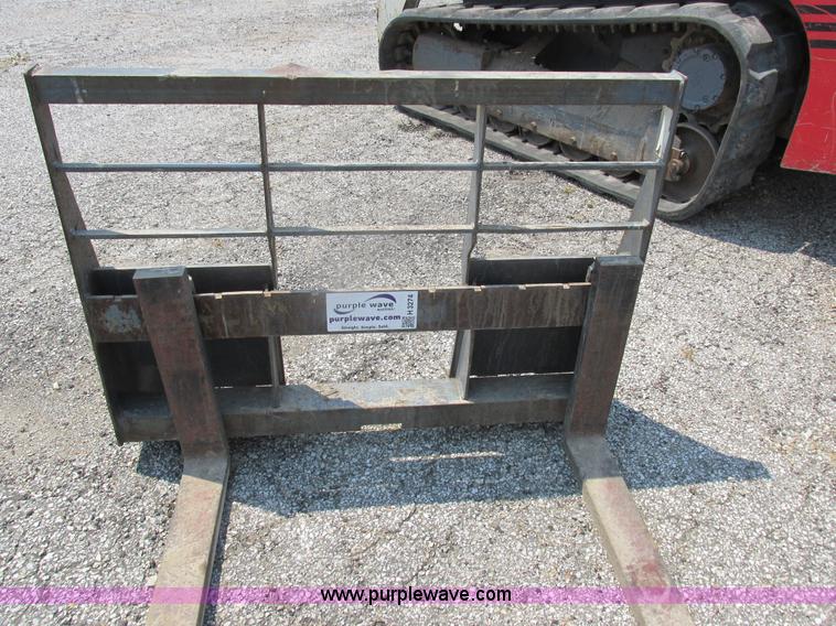 image for item H3274 Mah skid steer pallet forks