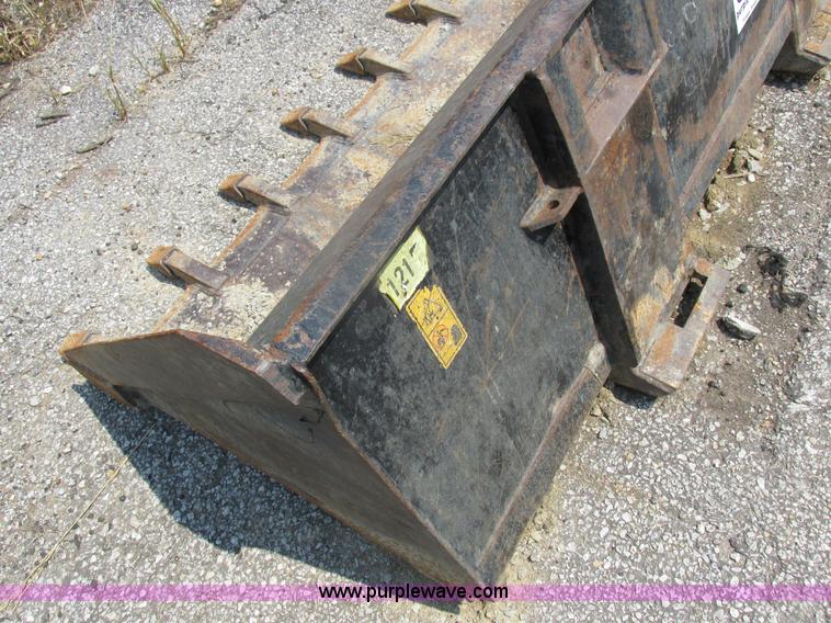 image for item H3279 Bradco 88958 toothed skid steer bucket
