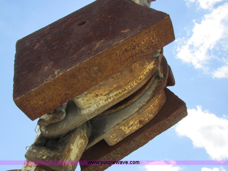 image for item H3287 1988 International F2674 crane truck