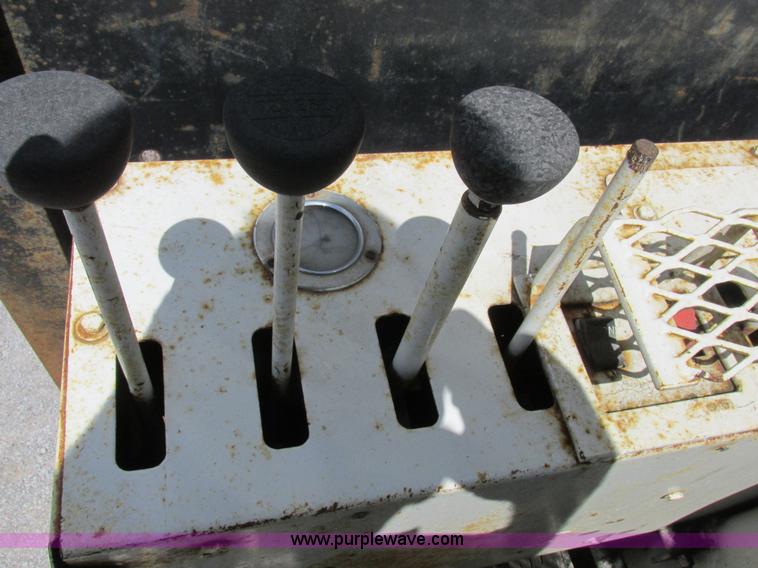 image for item H3287 1988 International F2674 crane truck