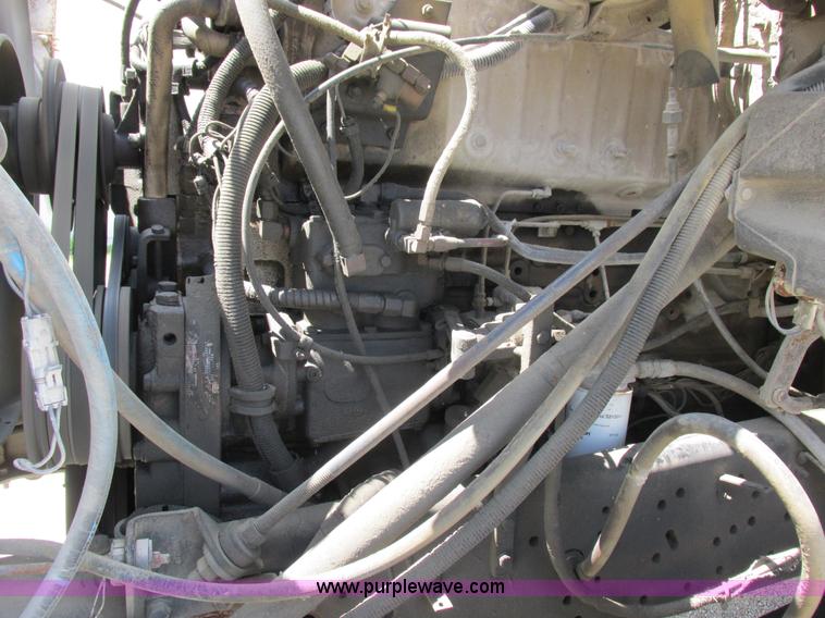 image for item H3287 1988 International F2674 crane truck