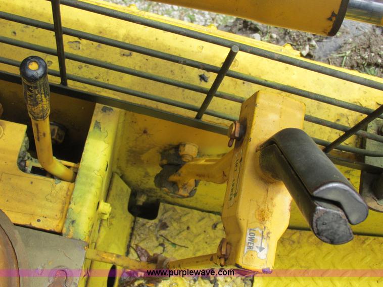 image for item H3290 1972 Case 1530B skid steer