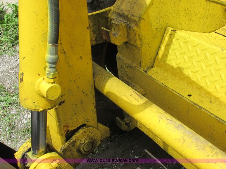 image for item H3290 1972 Case 1530B skid steer