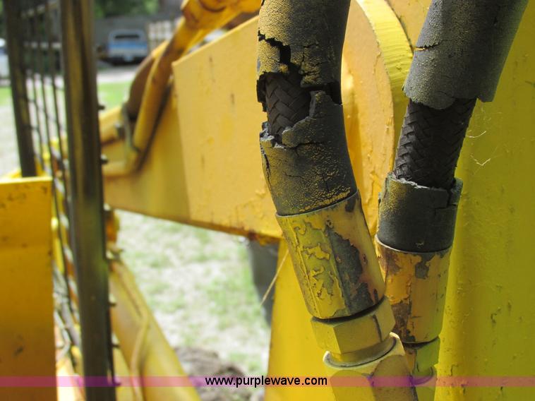 image for item H3290 1972 Case 1530B skid steer