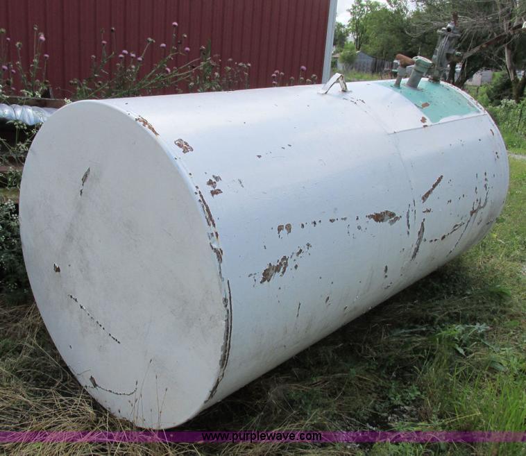 image for item H3292 Fuel tank