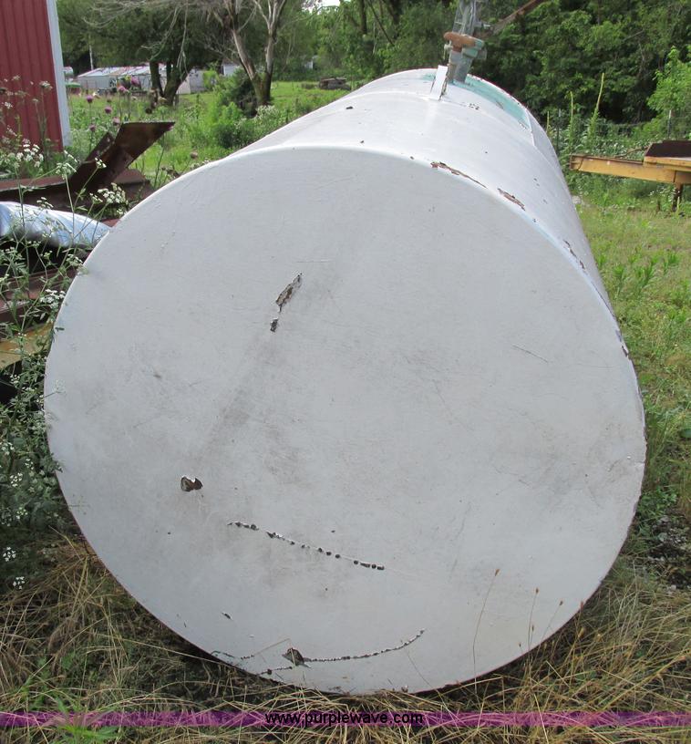 image for item H3292 Fuel tank