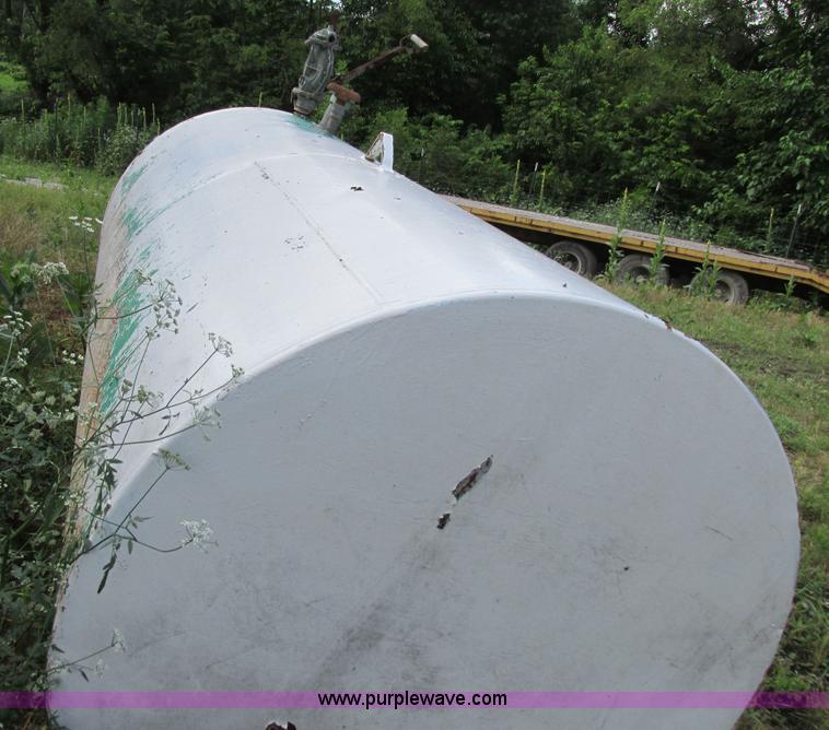 image for item H3292 Fuel tank