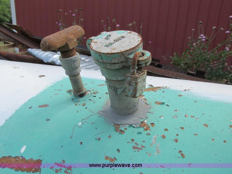 image for item H3292 Fuel tank