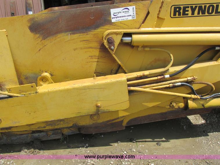 image for item H3296 Reynolds 14C scraper