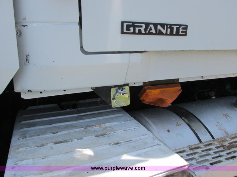 image for item H3298 2007 Mack CV713 dump truck