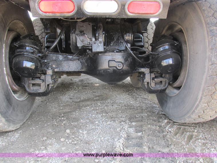 image for item H3298 2007 Mack CV713 dump truck