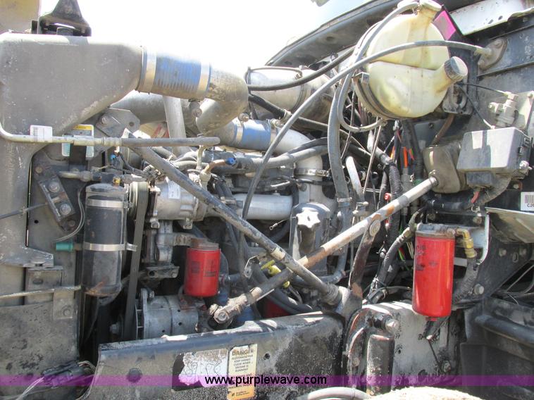 image for item H3298 2007 Mack CV713 dump truck