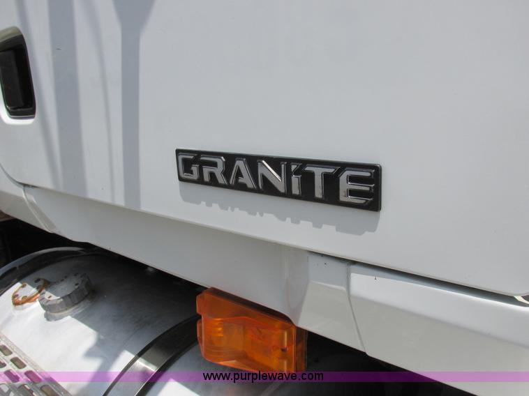 image for item H3298 2007 Mack CV713 dump truck