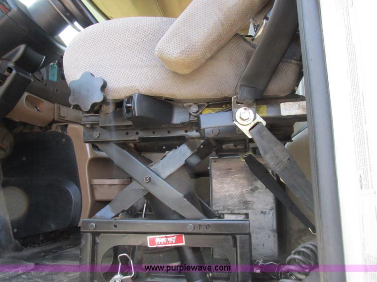 image for item H3298 2007 Mack CV713 dump truck