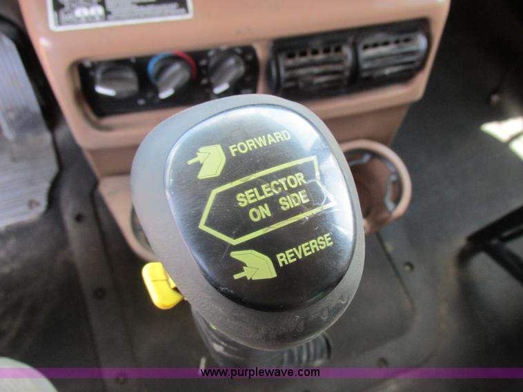 image for item H3298 2007 Mack CV713 dump truck