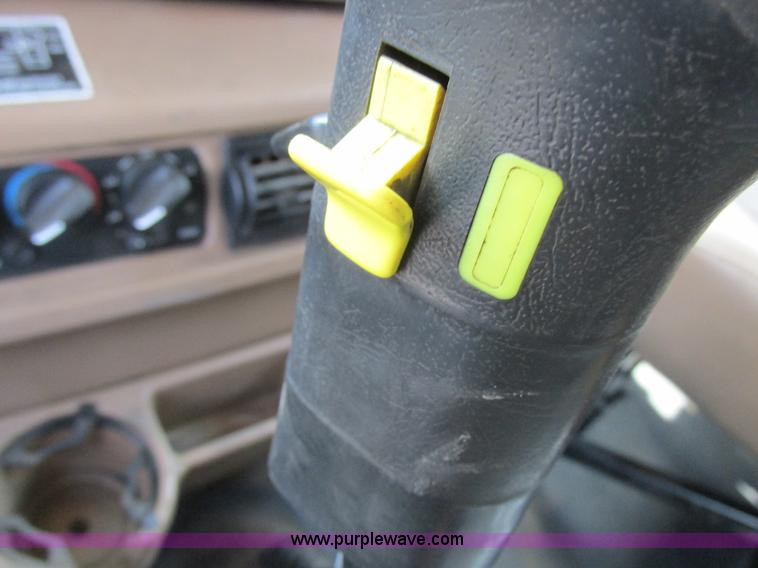 image for item H3298 2007 Mack CV713 dump truck