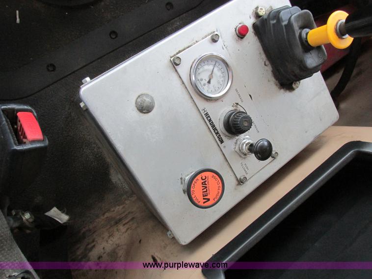 image for item H3298 2007 Mack CV713 dump truck