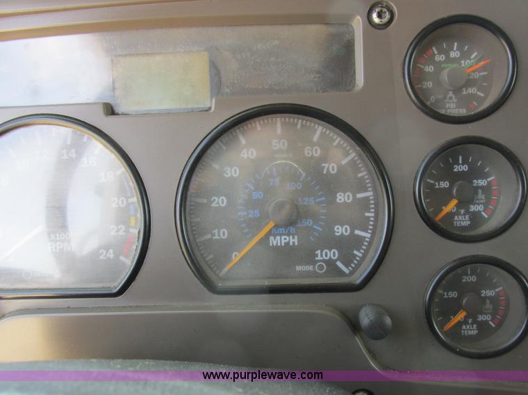 image for item H3298 2007 Mack CV713 dump truck