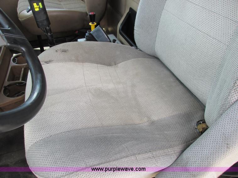 image for item H3298 2007 Mack CV713 dump truck