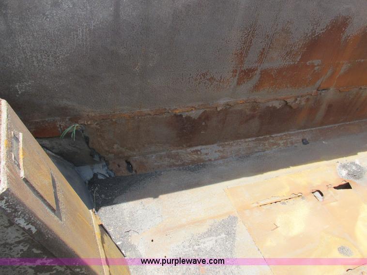 image for item H3298 2007 Mack CV713 dump truck