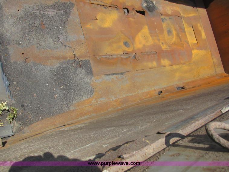 image for item H3298 2007 Mack CV713 dump truck