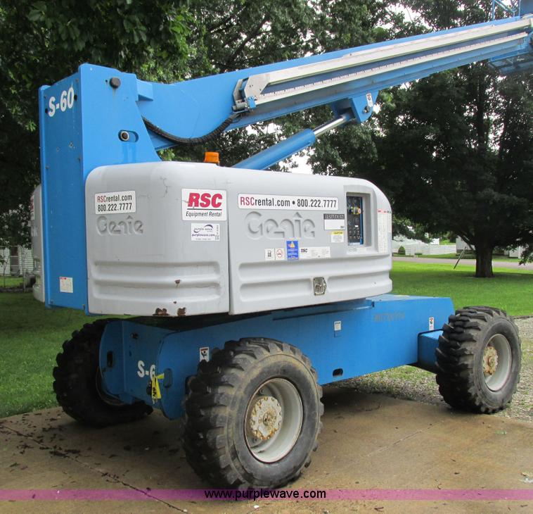 image for item H3300 2000 Genie S-60 boom lift